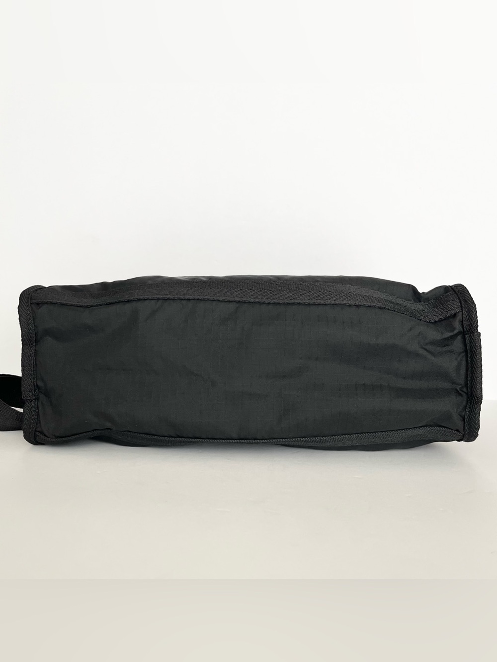 NEW LeSportsac Classic Deluxe Shoulder Crossbody Bag + Nylon Pouch Black RARE - Picture 7 of 9